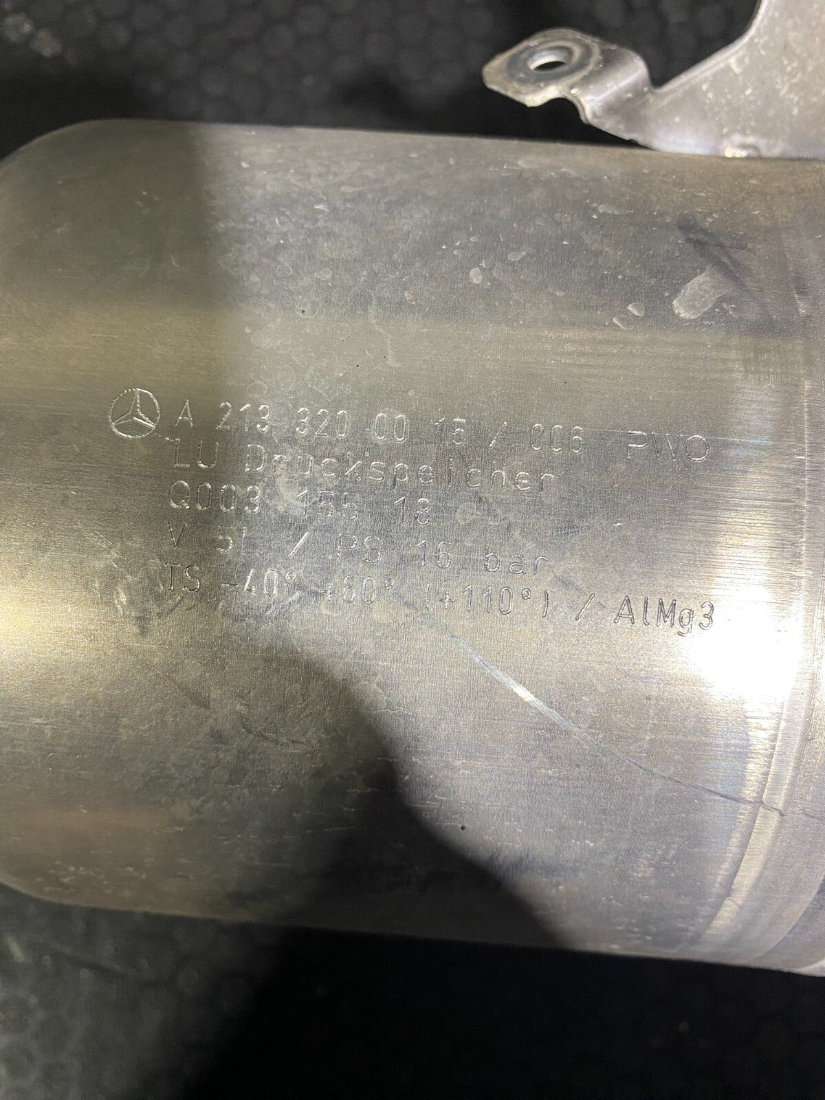 Mercedes-Benz Air Suspension Tank A2133200015