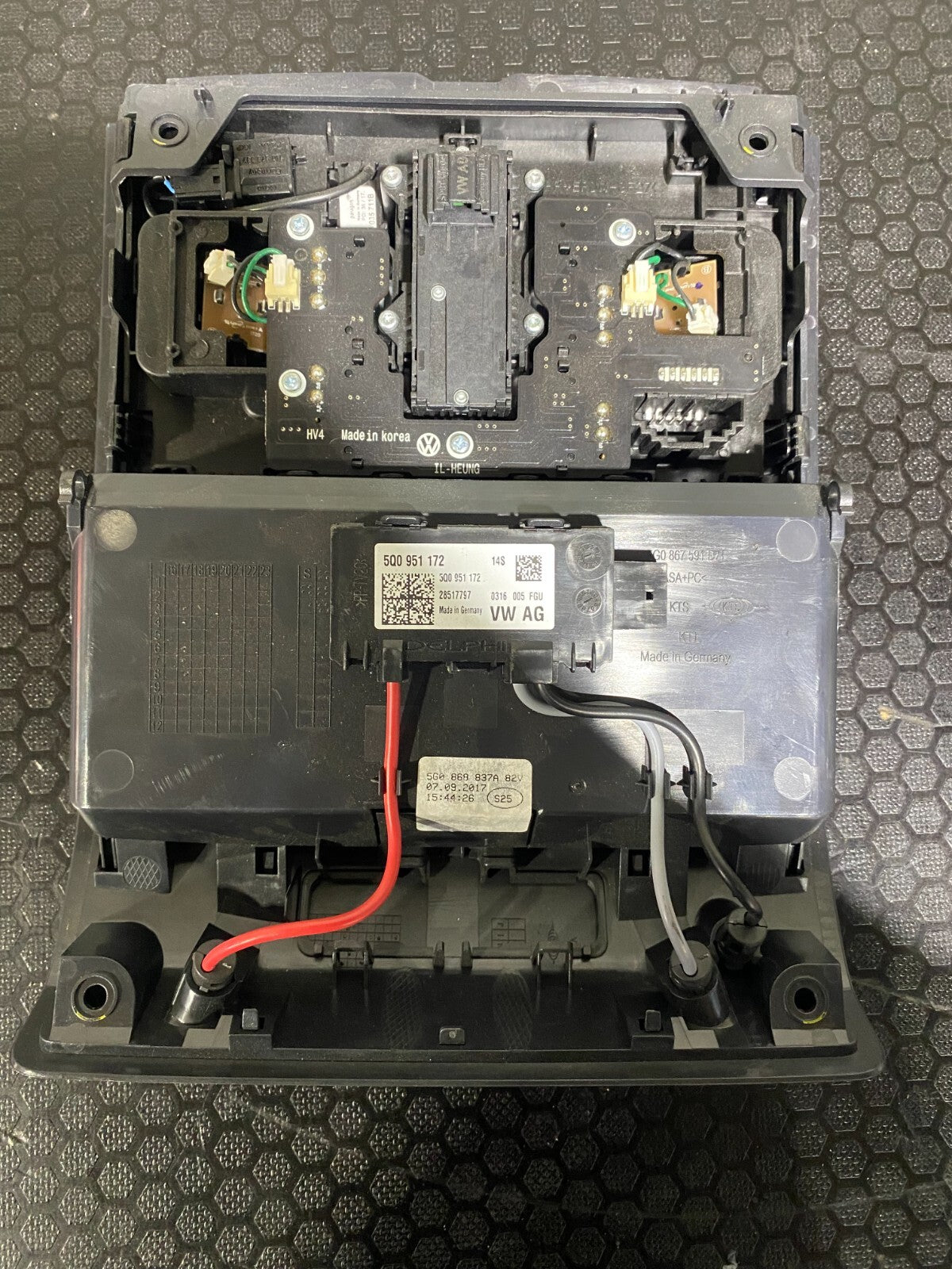 Volkswagen Golf MK7 Front Interior Roof Light With Sunroof 5G0867591D