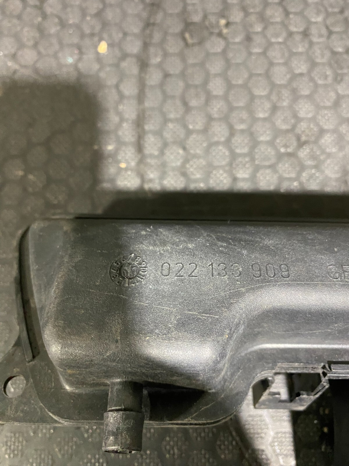 Volkswagen Vacuum Reservoir Tank 022133909