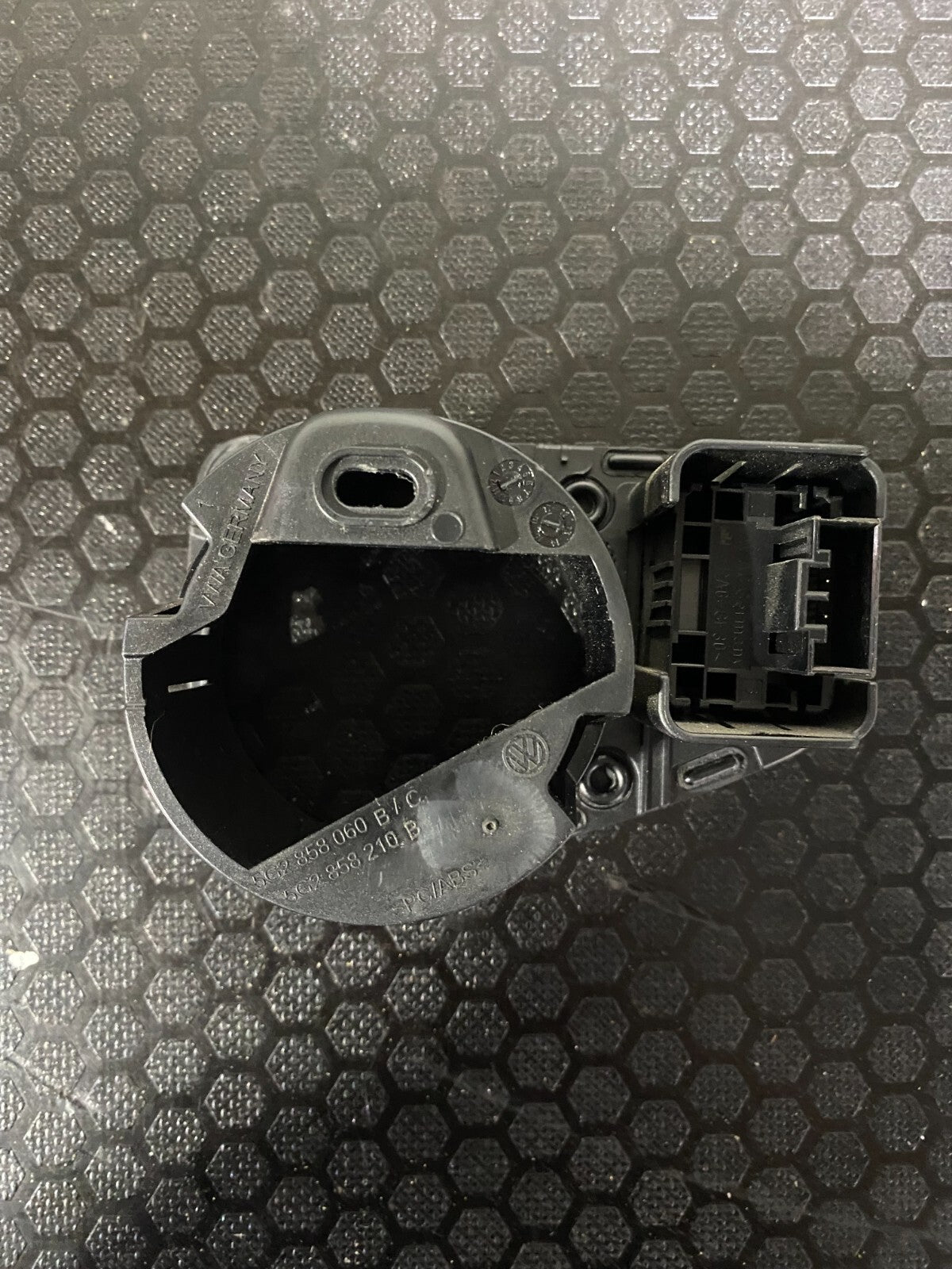 Volkswagen Golf MK7 Headlight Switch Bracket With Light Adjuster 5G2858060B