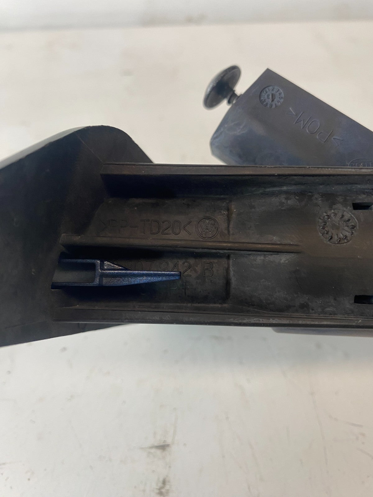 Volkswagen Scirocco Front Right Headlight Washer In Blue 2009-2014 1K8807942B