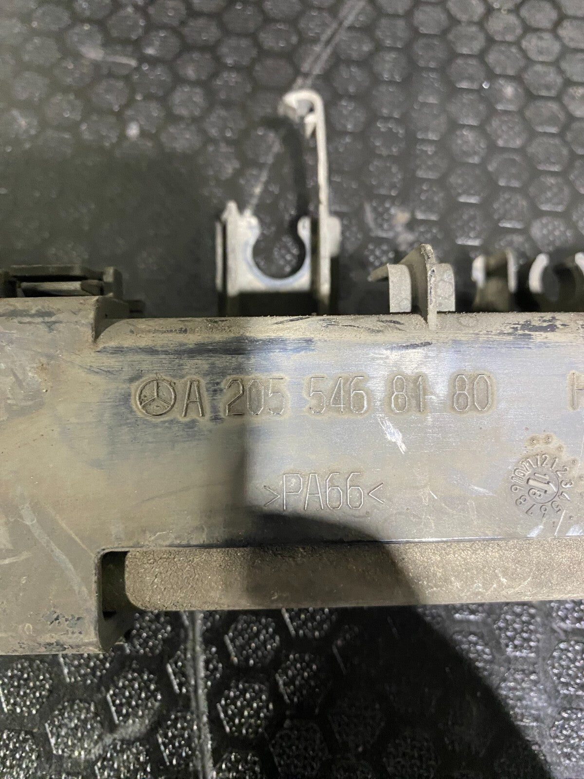 Mercedes-Benz 2016-2019 Front Left Wing Wish Bone Bar A2053306610 A2055468180