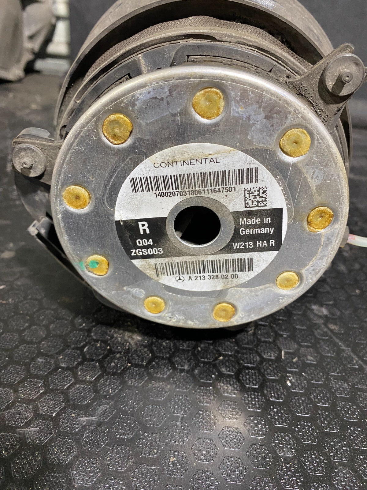 Mercedes-Benz Rear Right Air Suspension A2133280200