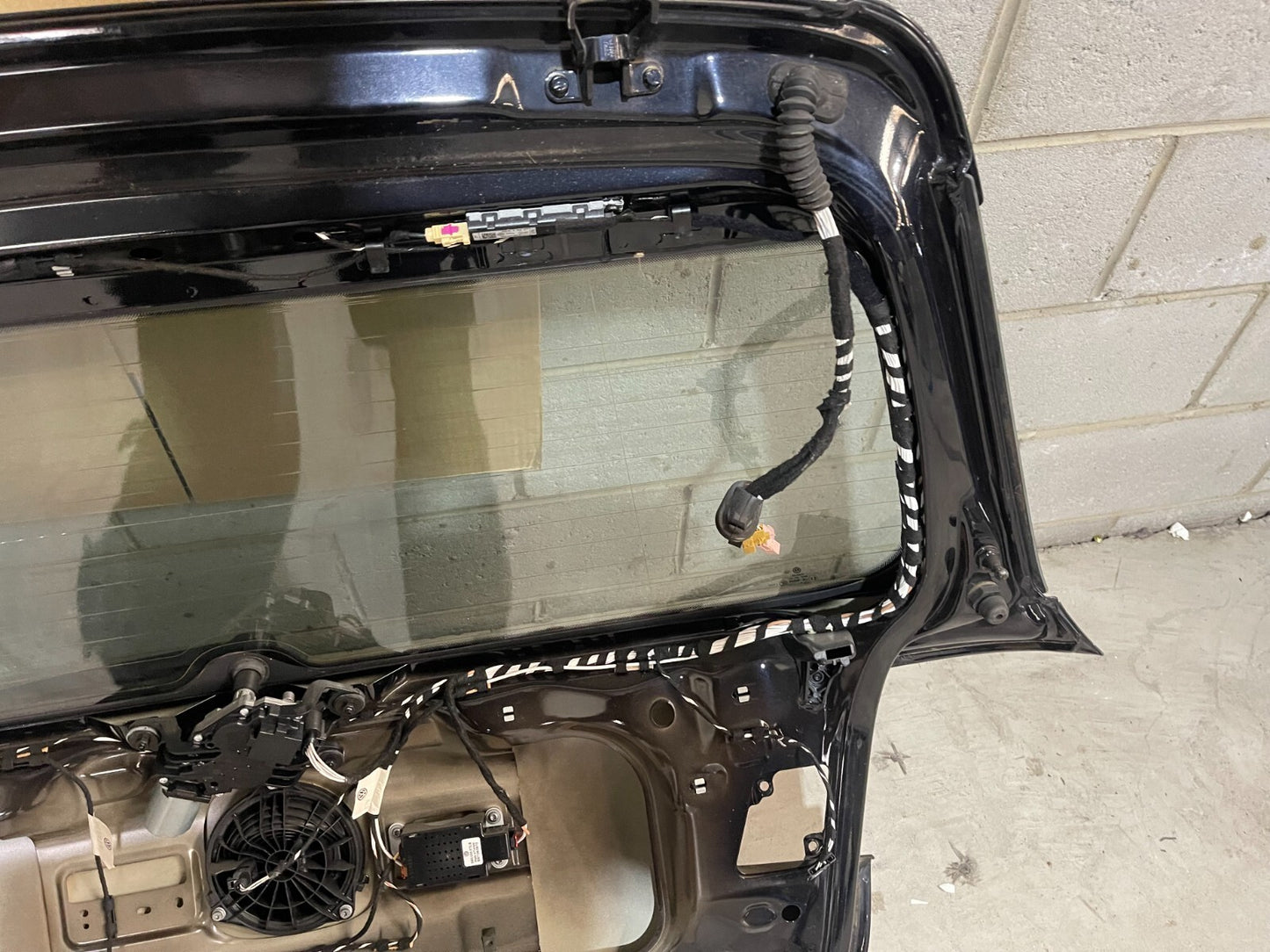 Volkswagen Golf MK6 Boot / Trunk In Black *Freight Available*