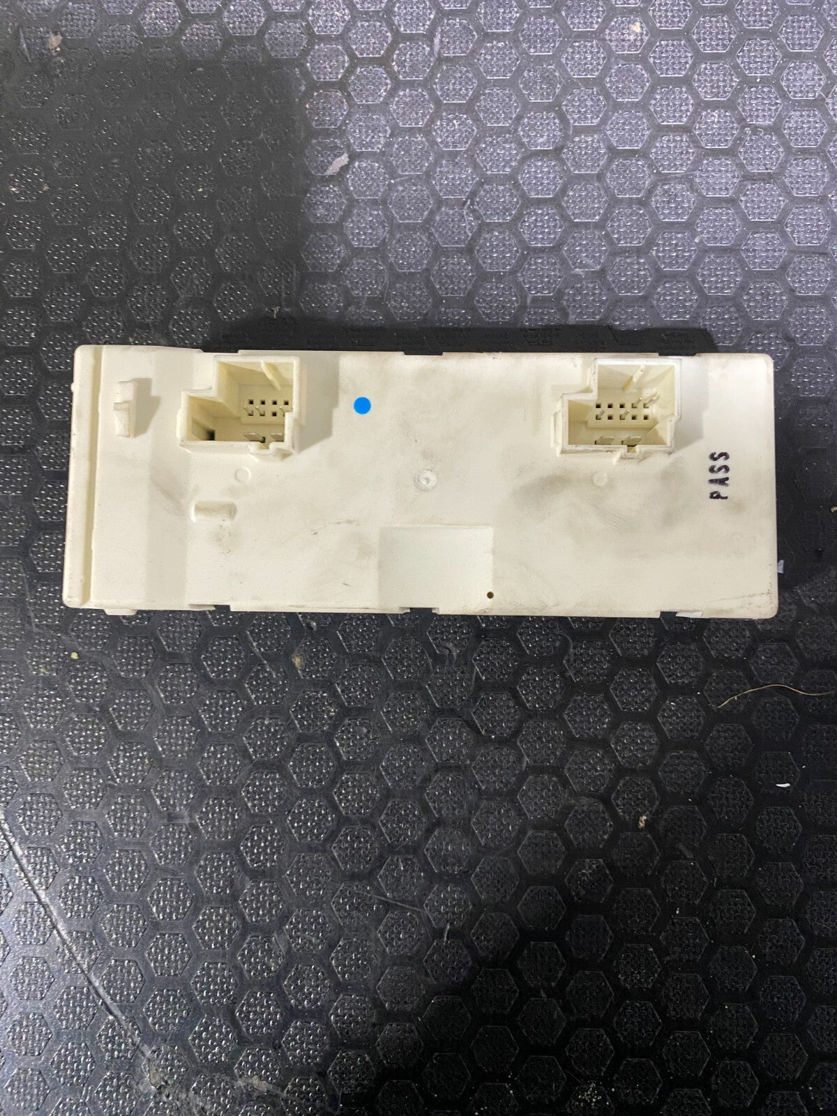 Mercedes-Benz Boot Lid Control Module A2059007218