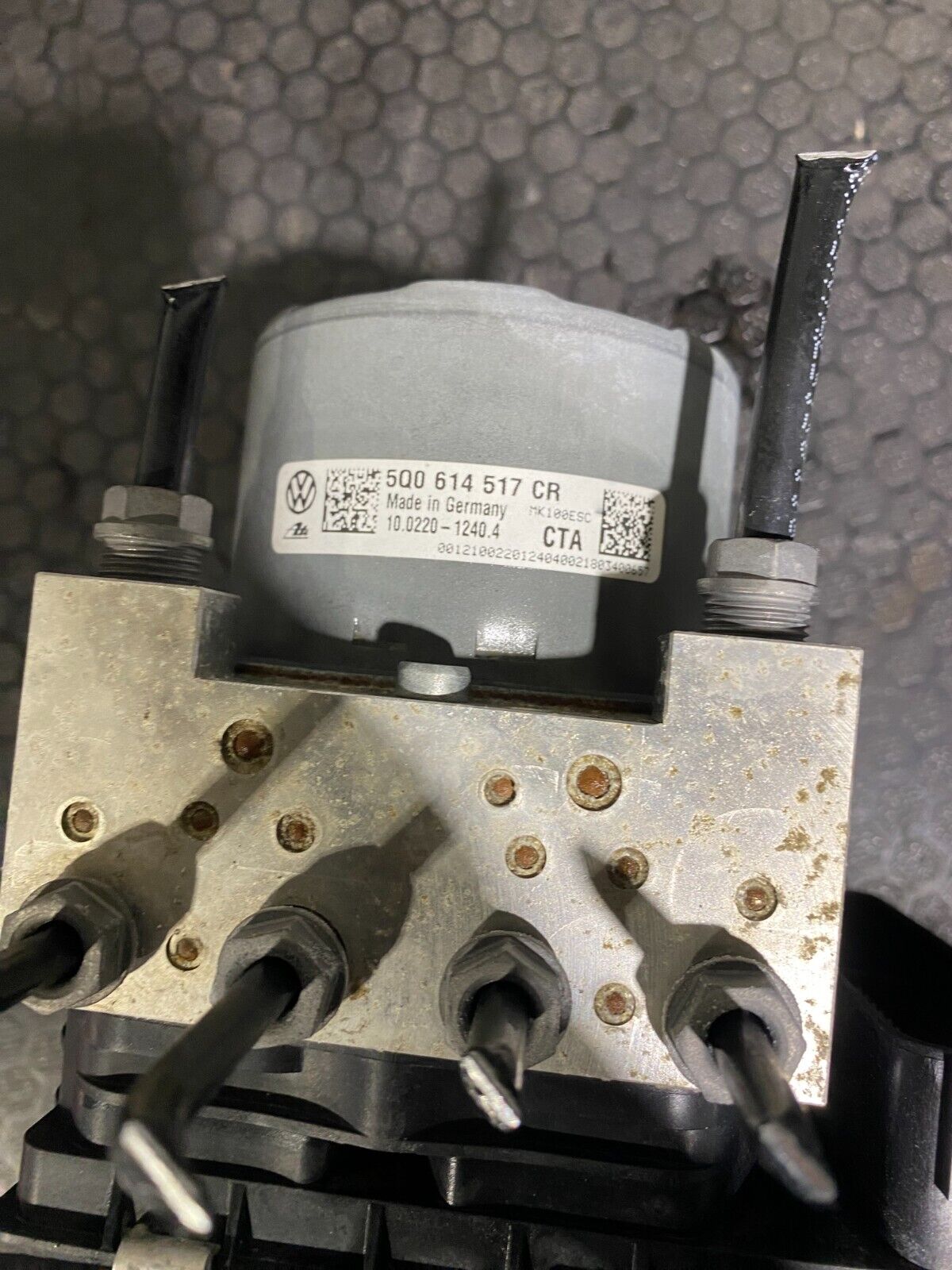 Volkswagen ABS Pump Module 5Q0614517CR