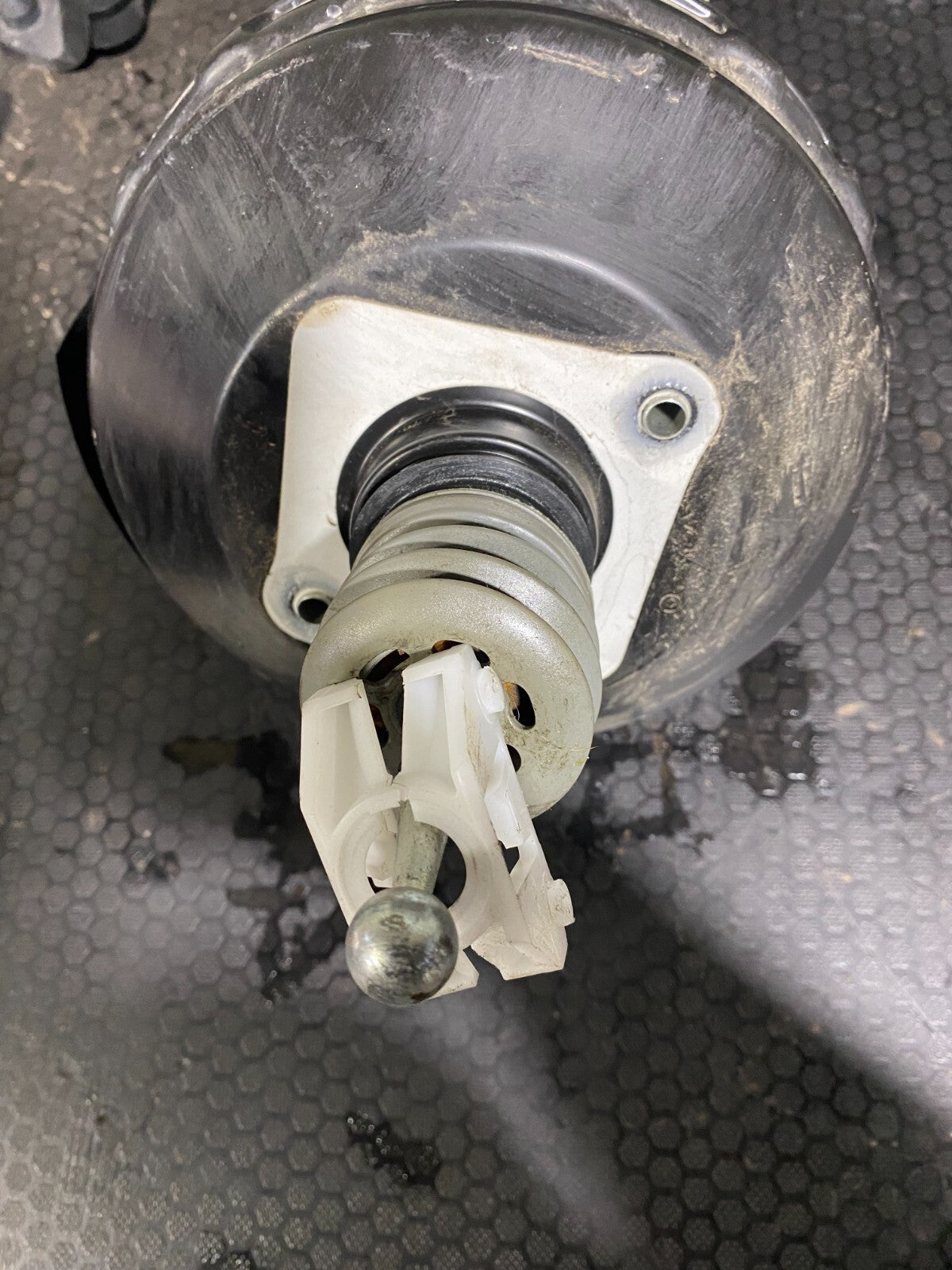 VW GOLF MK5 ABS Booster 1K2614105BB