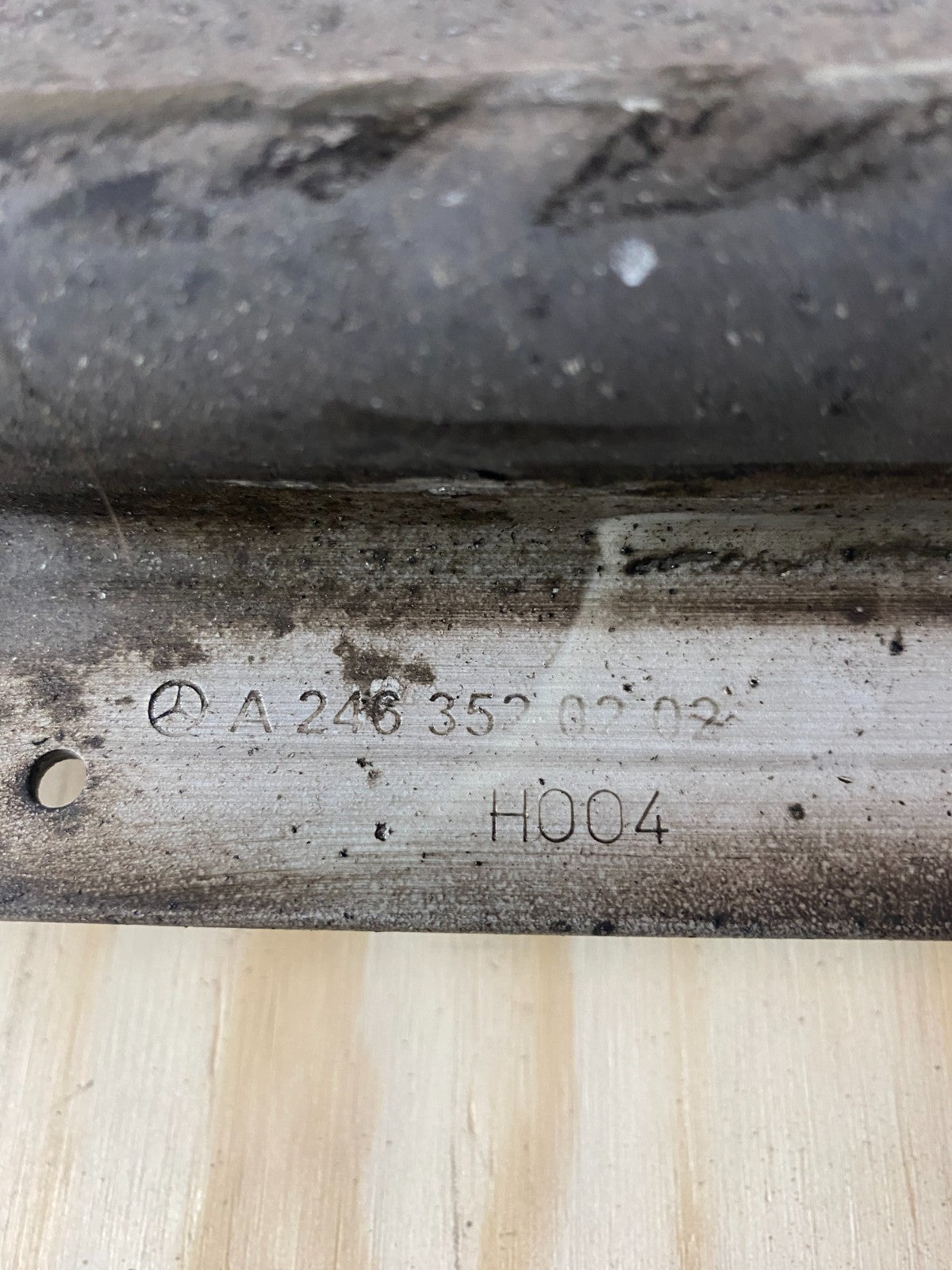 Mercedes-Benz CLA A Class Rear Left / Right Lower Control Arm A2463520202