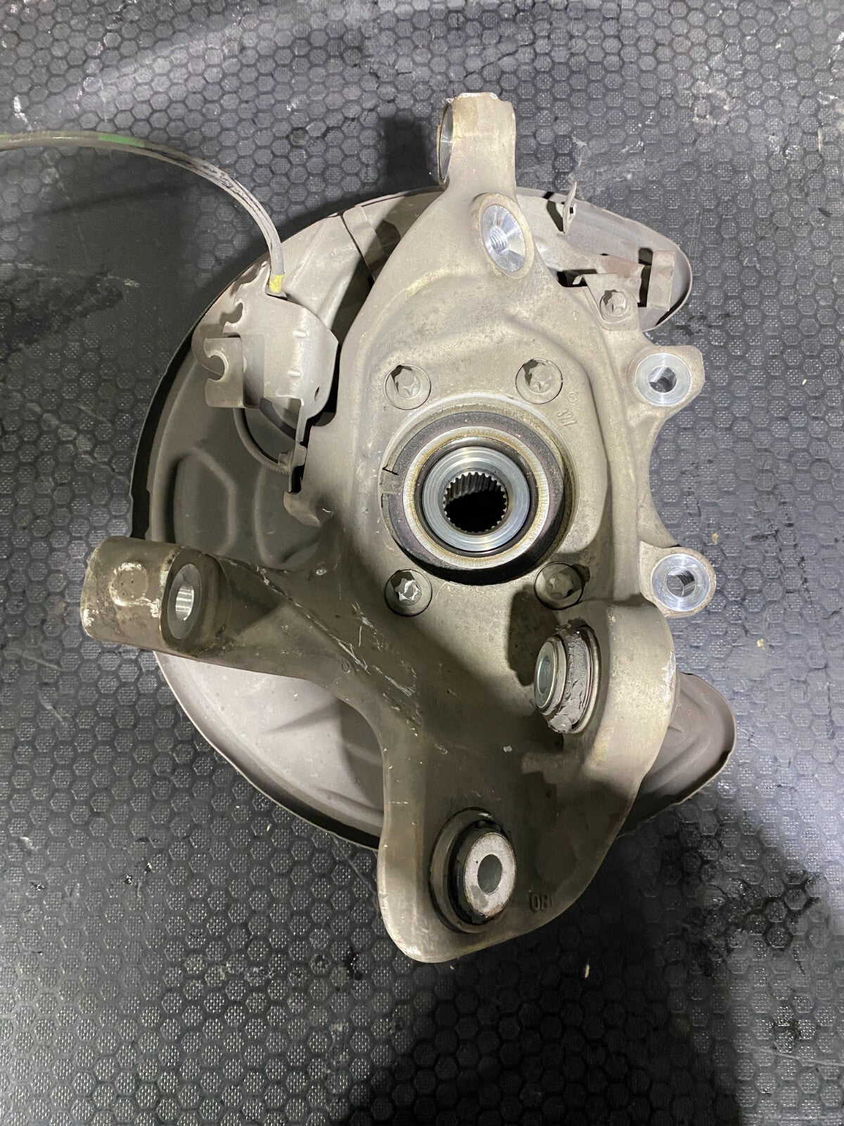 Mercedes-Benz GLC 2018 Rear Right Hub W/Wheel Bearing