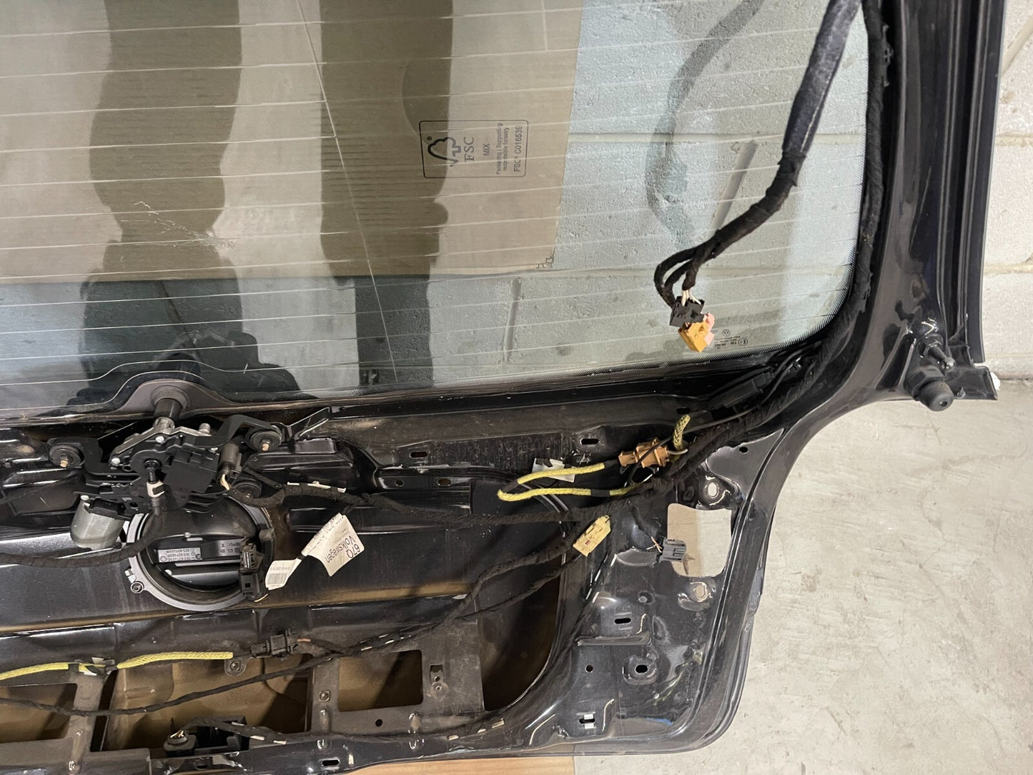 Volkswagen Golf MK5 Boot / Trunk In Black *Freight Available*