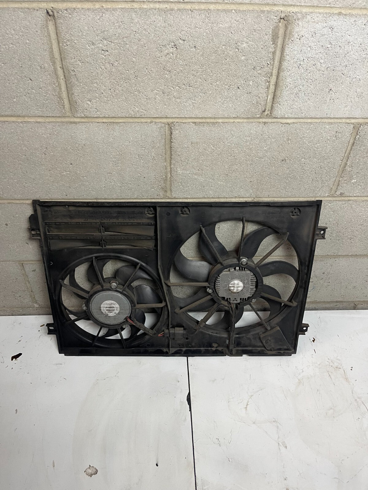 VWAG Engine Fan 1K0121207AA