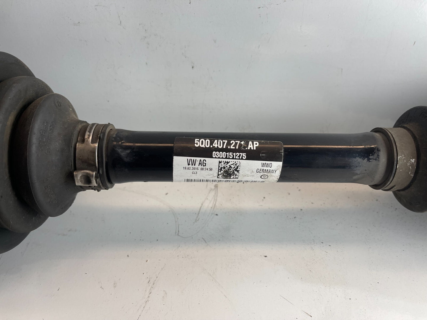 VWAG Front Left Driveshaft 5Q0407271AP
