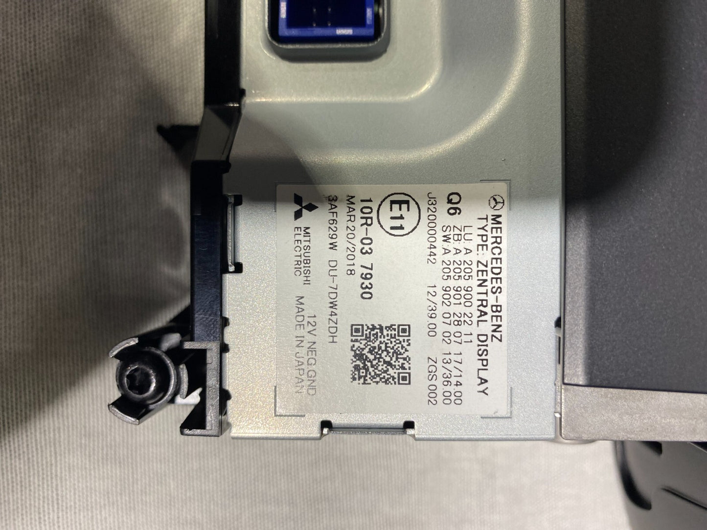 Mercedes-Benz Navigation Display CarPlay Multimedia 10R037930