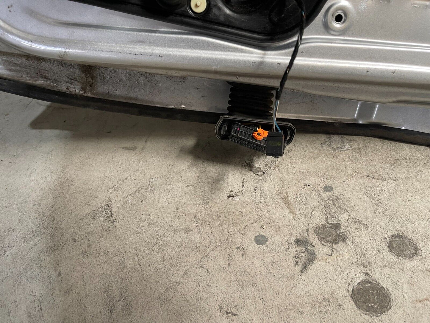 Volkswagen Golf MK6 Rear Left Door In Silver *Freight Available*