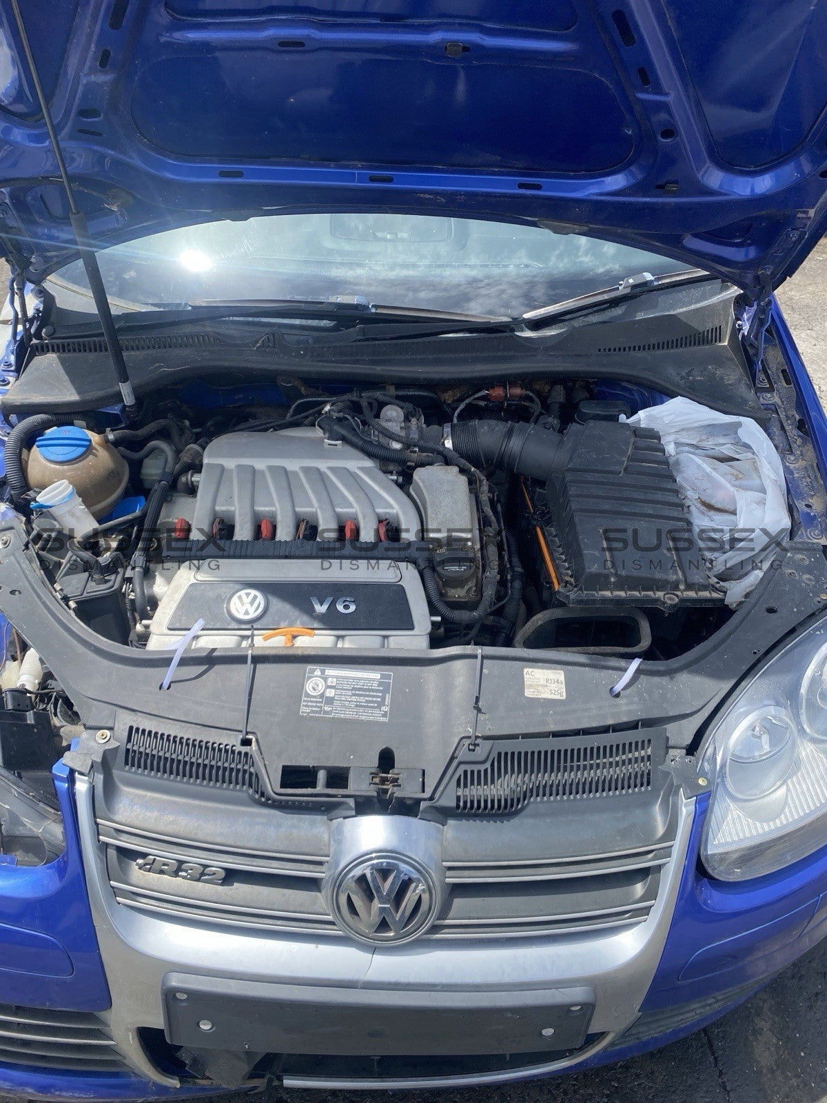 NOW WRECKING Volkswagen Golf 2007 MK5 R32 In Deep Blue Pearl With Only 94,953KM