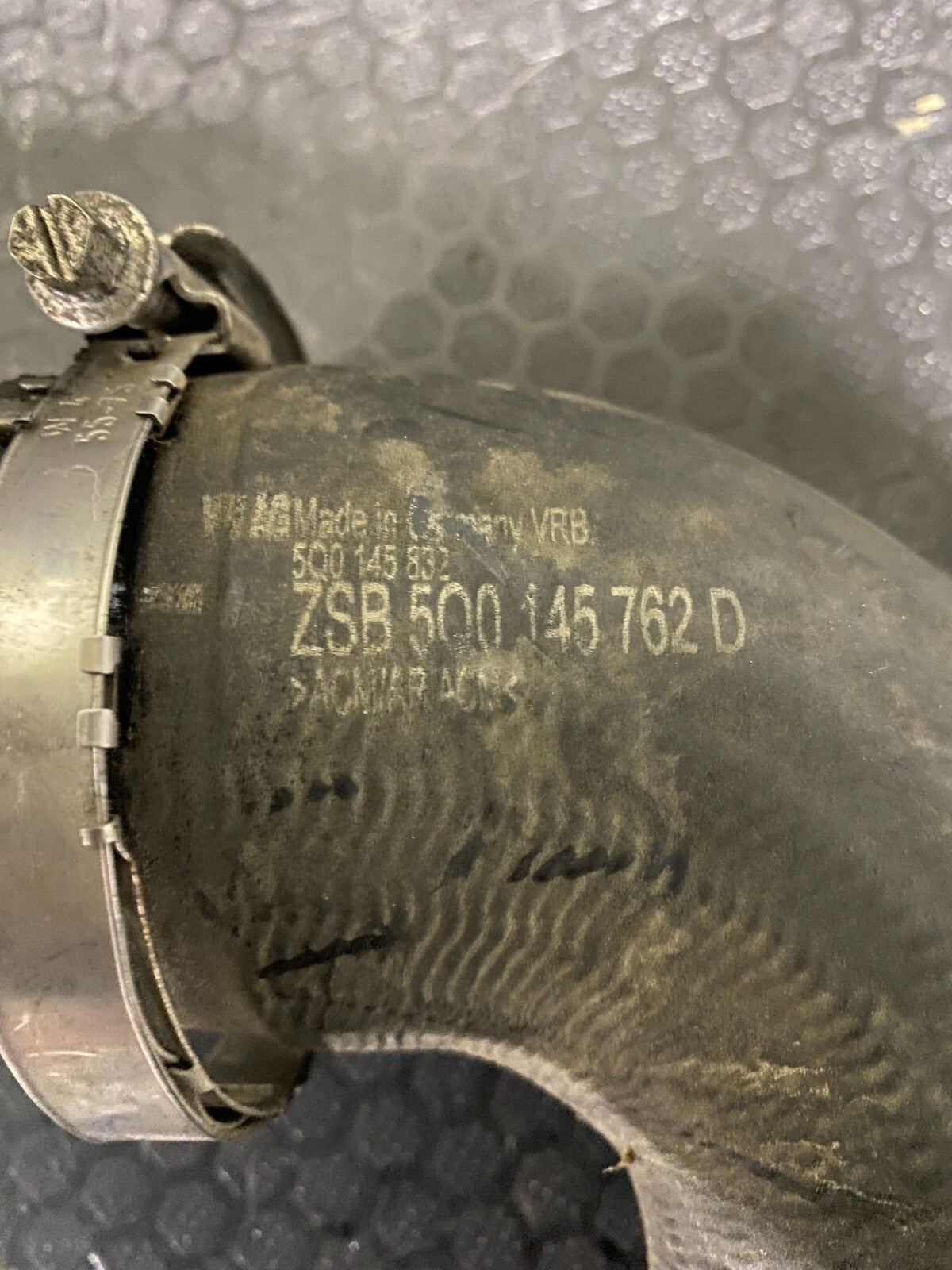 Volkswagen Golf MK7-7.5 GTI / R 2013-2020 Intercooler Hose 5Q0145762D