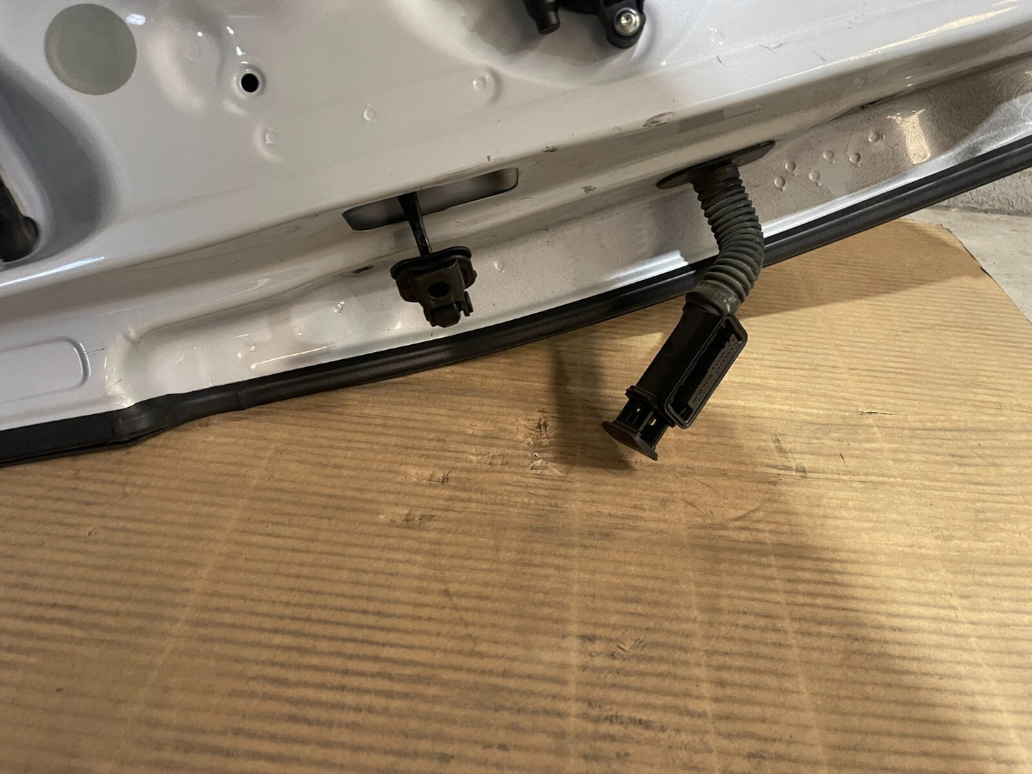 Volkswagen Golf MK7 Rear Right Door In White Silver Metallic *Freight Available*