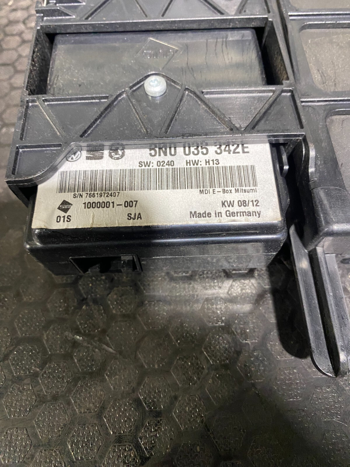 Volkswagen MK6 Media In Box 5N0035341F