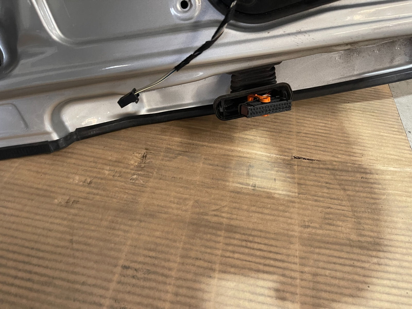 Volkswagen Golf MK6 Rear Right Door In Silver *Freight Available*