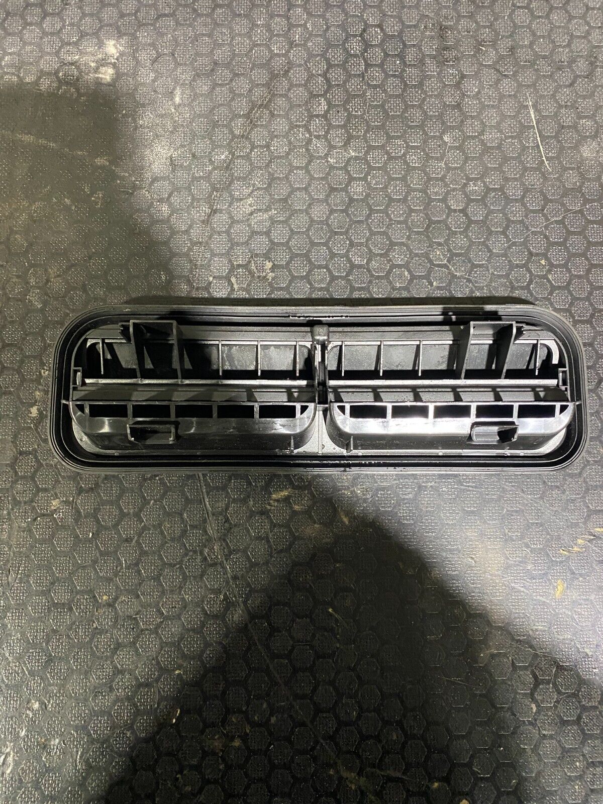 Mercedes-Benz C63s 2019-2021 Rear Left/Right Fender Ventilation Flap A2058301201