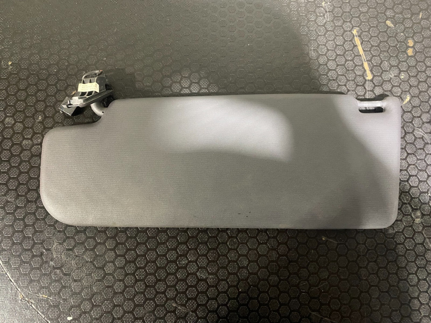 Volkswagen Golf MK5 MK6 Driver Sunvisor 1K0857552