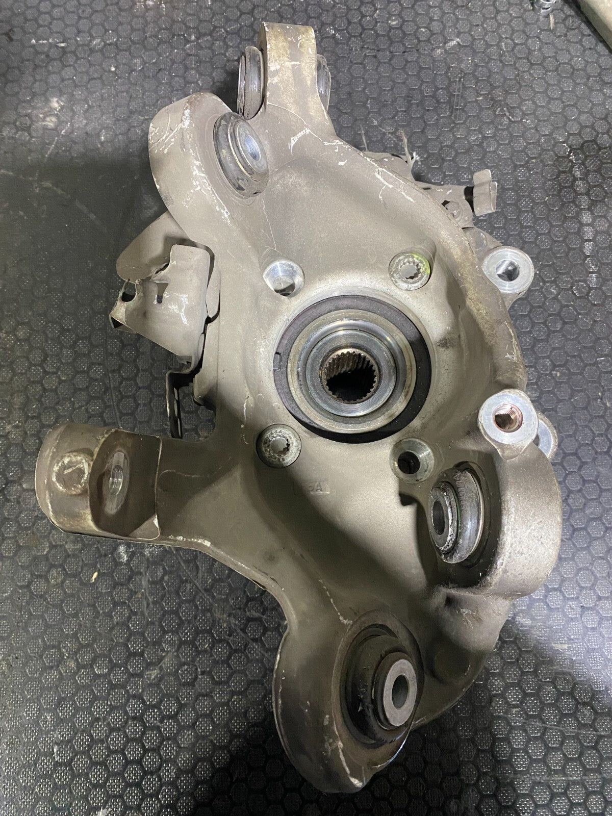 Mercedes-Benz C63s 2019-2021 Rear Right Hub A2053400