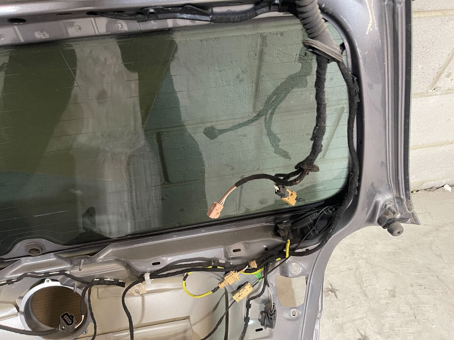 Volkswagen Golf MK5 Boot / Trunk In Grey *Freight Available*