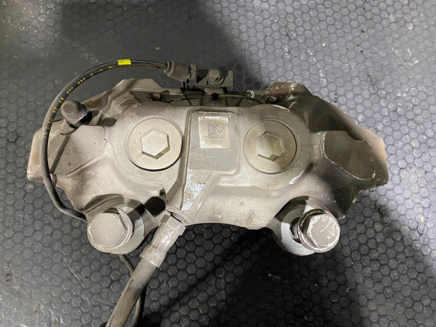 Mercedes-Benz Front Right Brake Calliper For 2017-2019 GLC43 AMG C200 C43