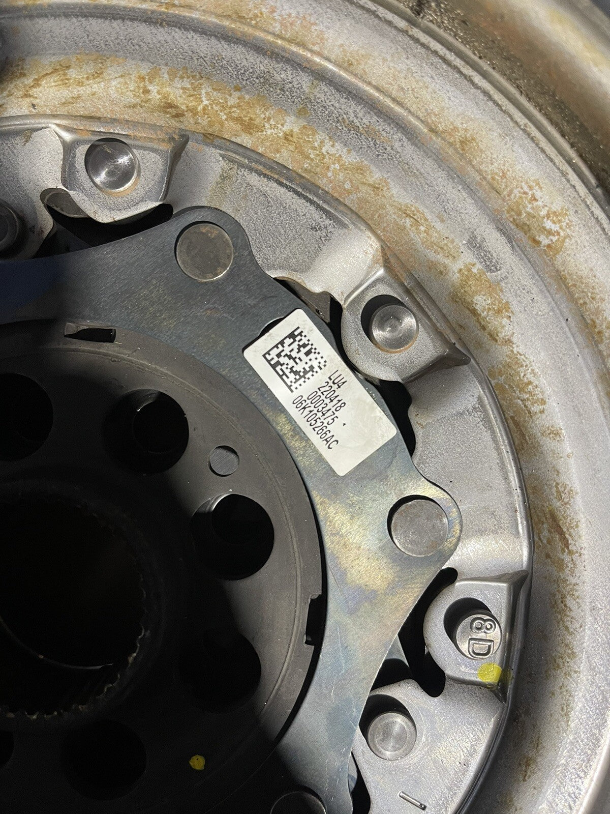 VOLKSWAGEN GOLF R MK7.5 0SK 105 266 AC DUAL MASS FLYWHEEL