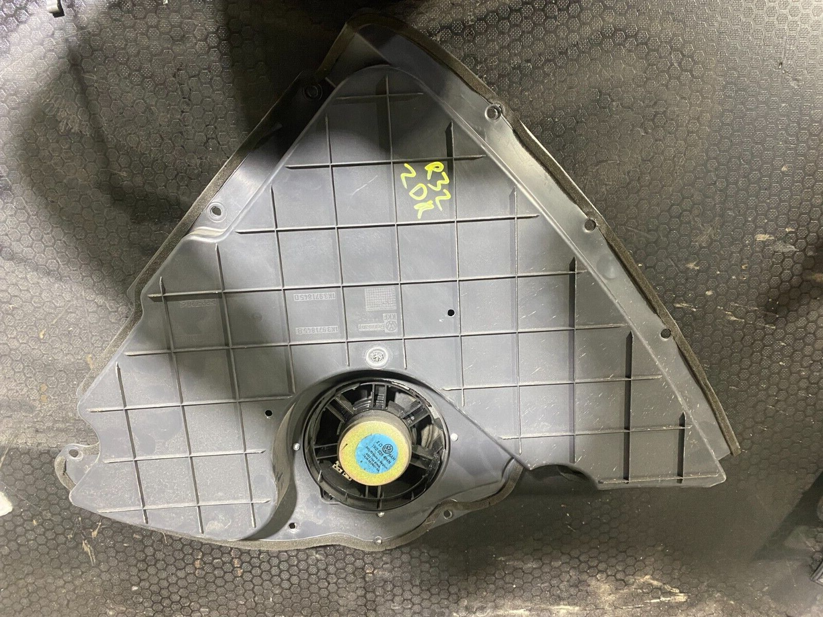 Volkswagen Door Speaker Cover 1K3971845B / 1K3971845D