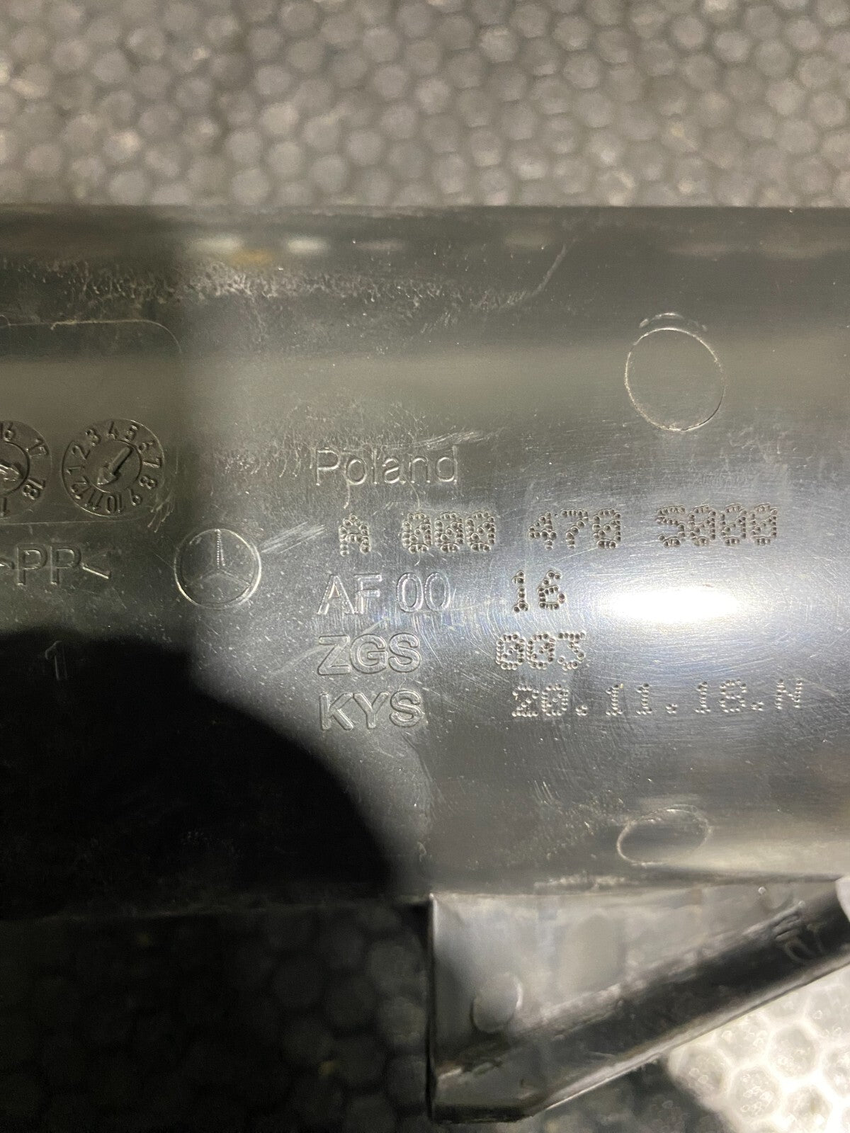 Mercedes-Benz C63s 2019-2021 Rear Carbon Filter/ Charcoal Can A0004705000