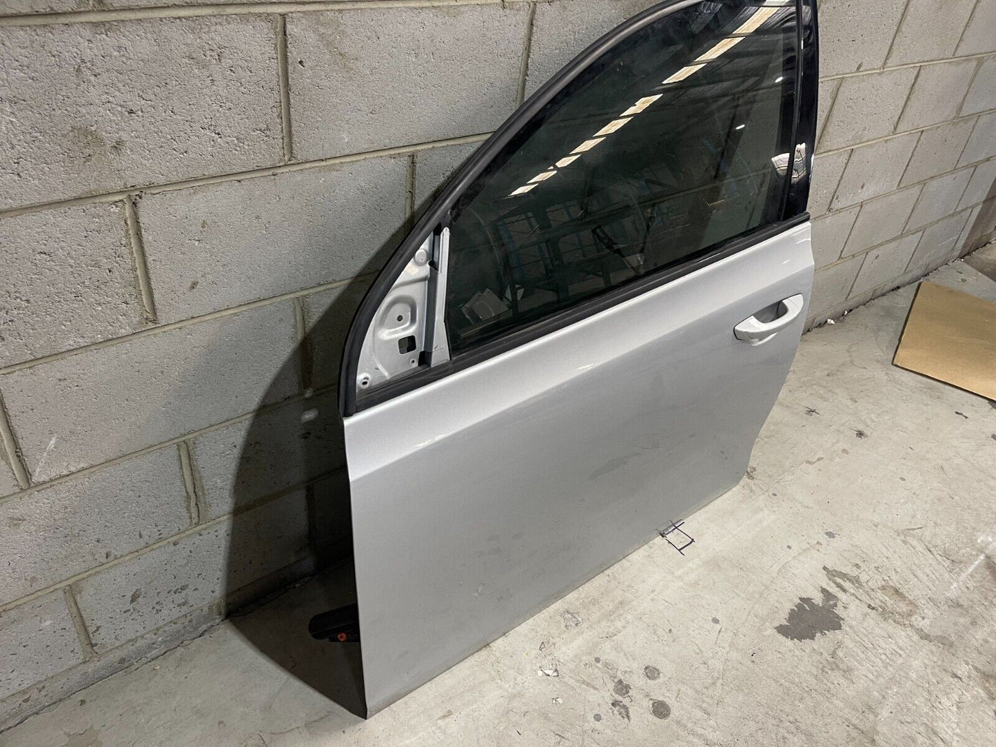 Volkswagen Golf MK6 Front Left Door In Silver *Freight Available*