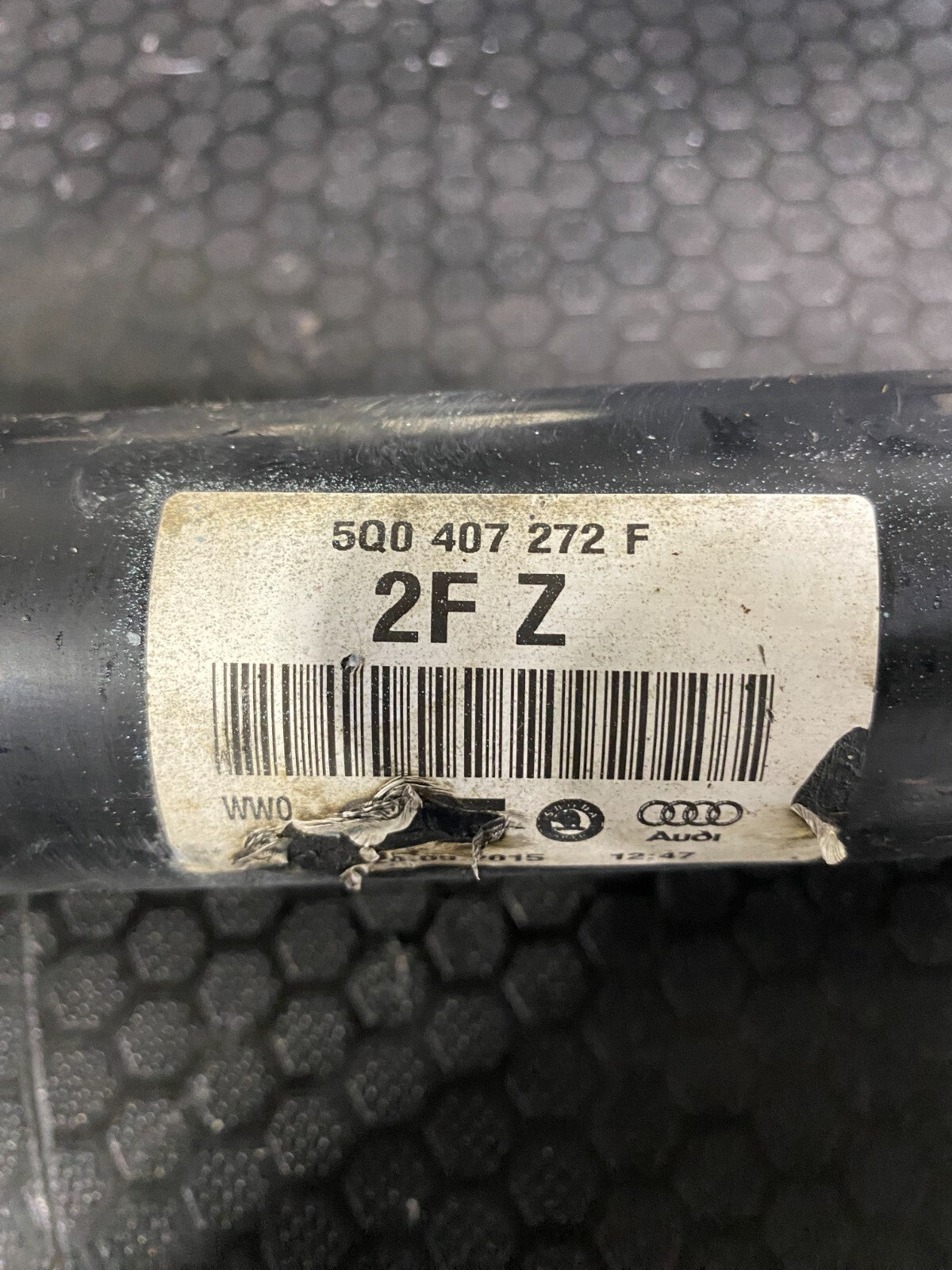 Volkswagen MK7 TSI Front Right Driveshaft 5Q0407272F