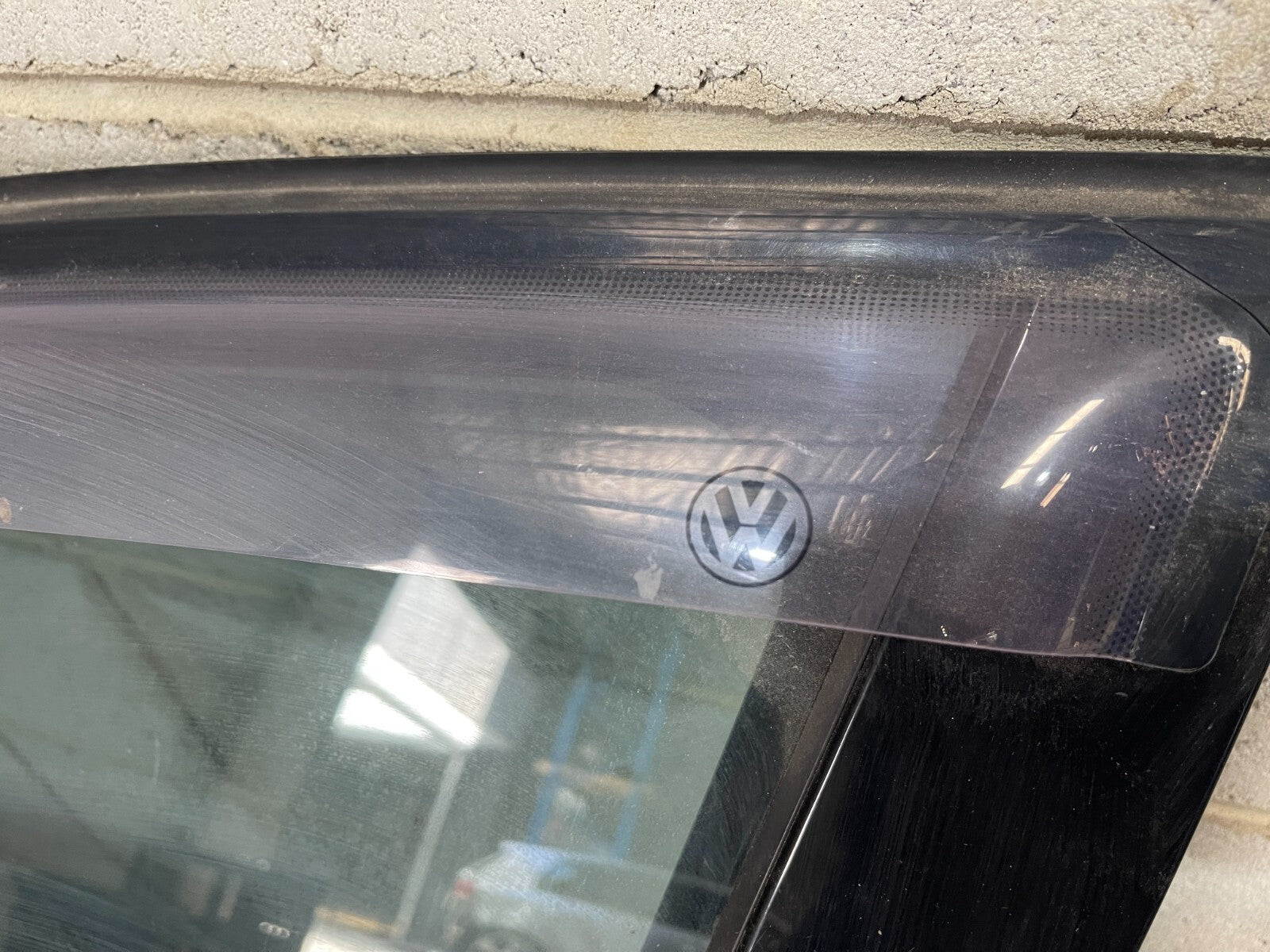 Volkswagen Golf MK6 Front Left Door In Black *Freight Available*