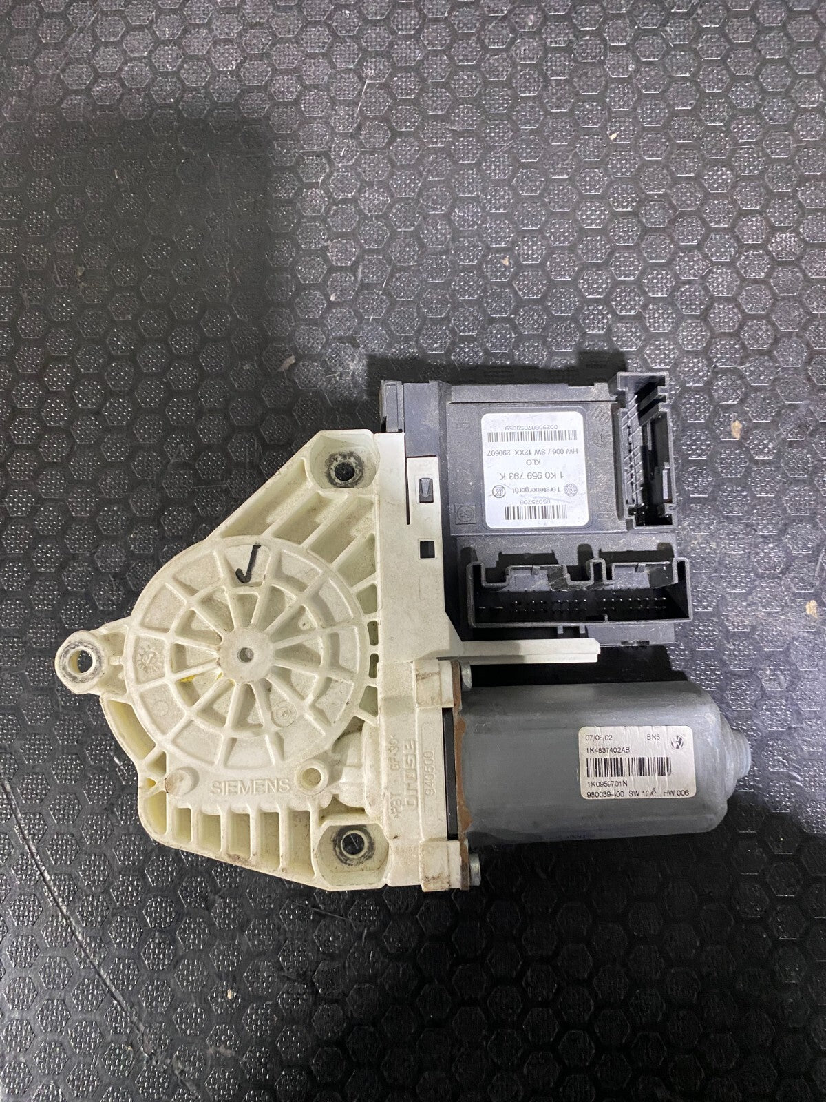 Volkswagen Window Motor 1K4837402AB