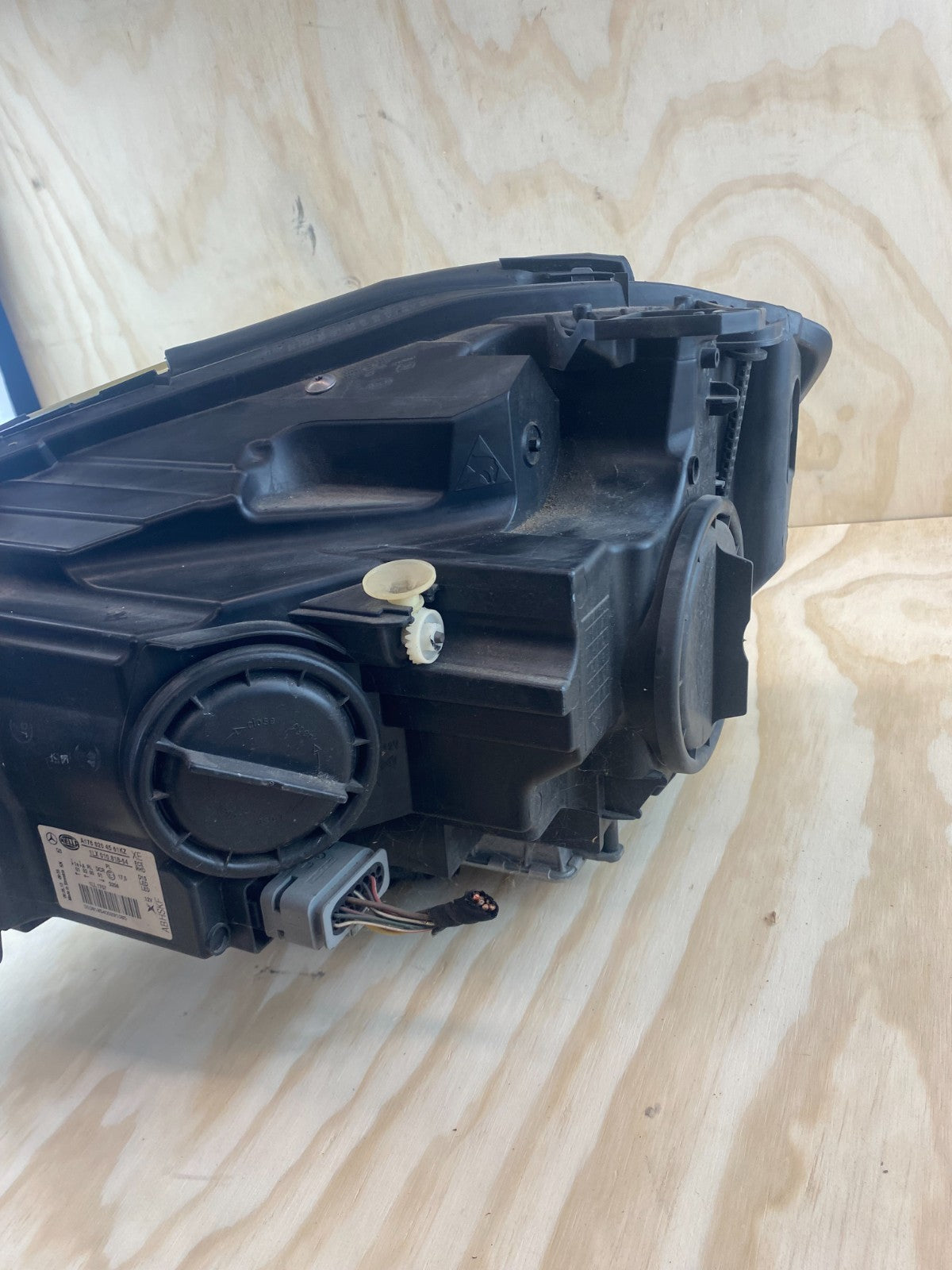 Mercedes-Benz A Class W176 Driver Side Xenon Headlight A1768204561