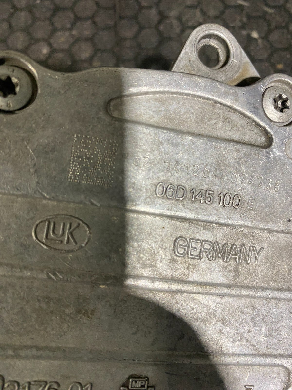 VWAG Vacuum Pump 06D145100E