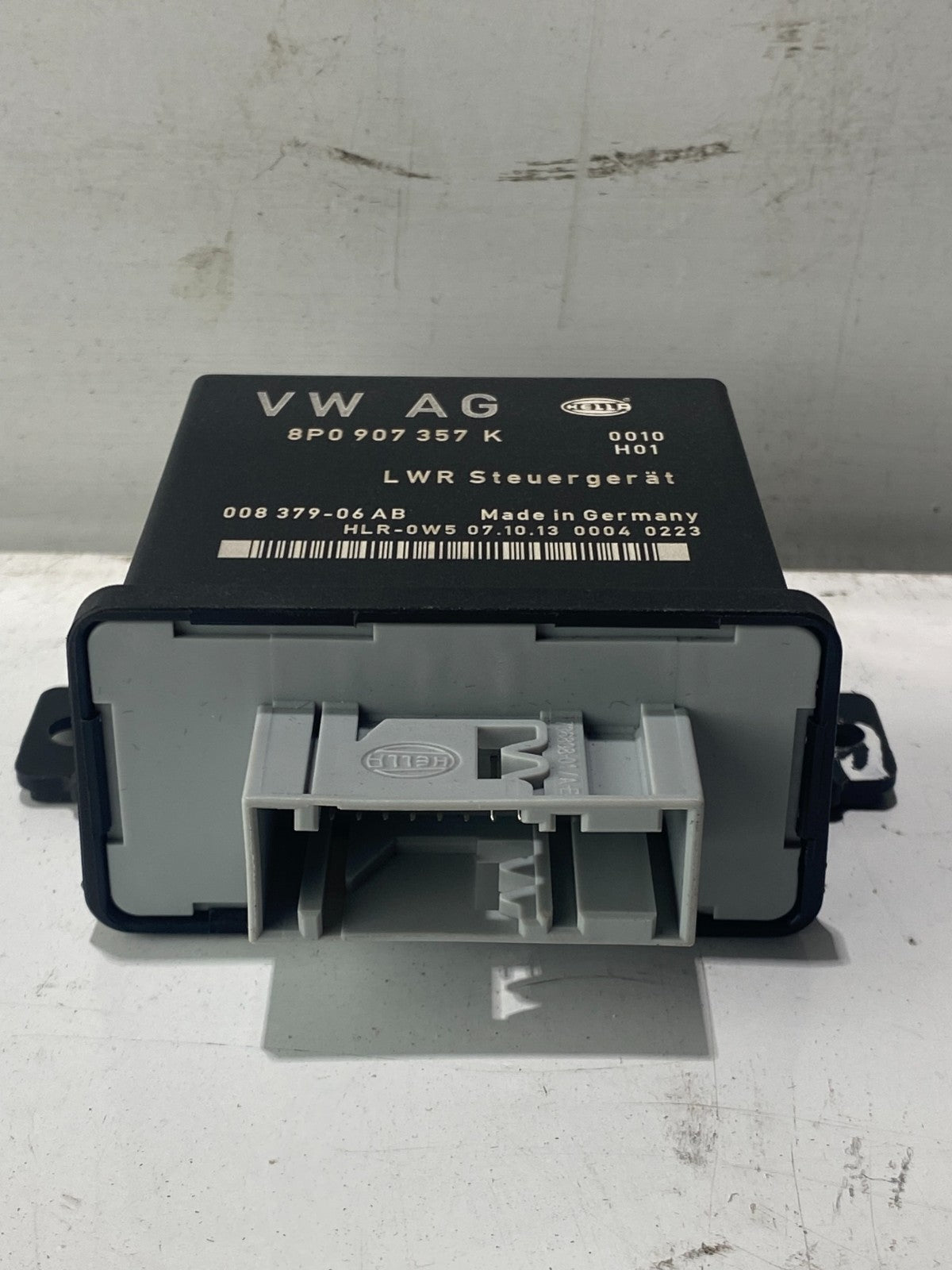 Volkswagen Scirocco 2008-2014 Headlight Range Control Module 8P0907357K