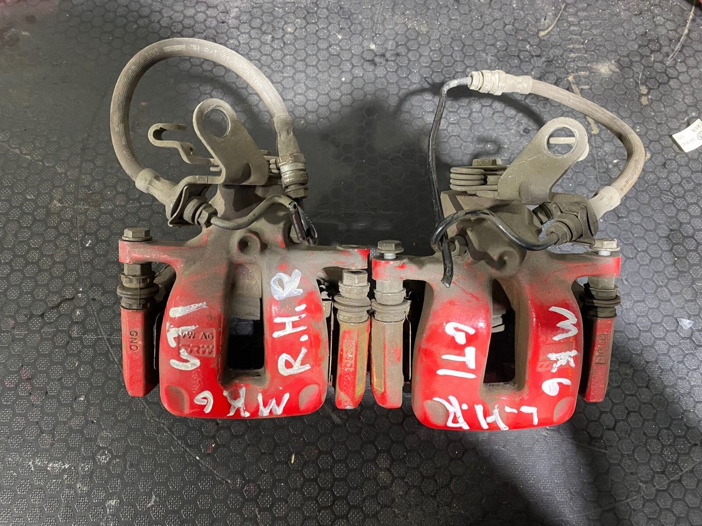 Volkswagen MK6 GTI Rear Brake Callipers Set