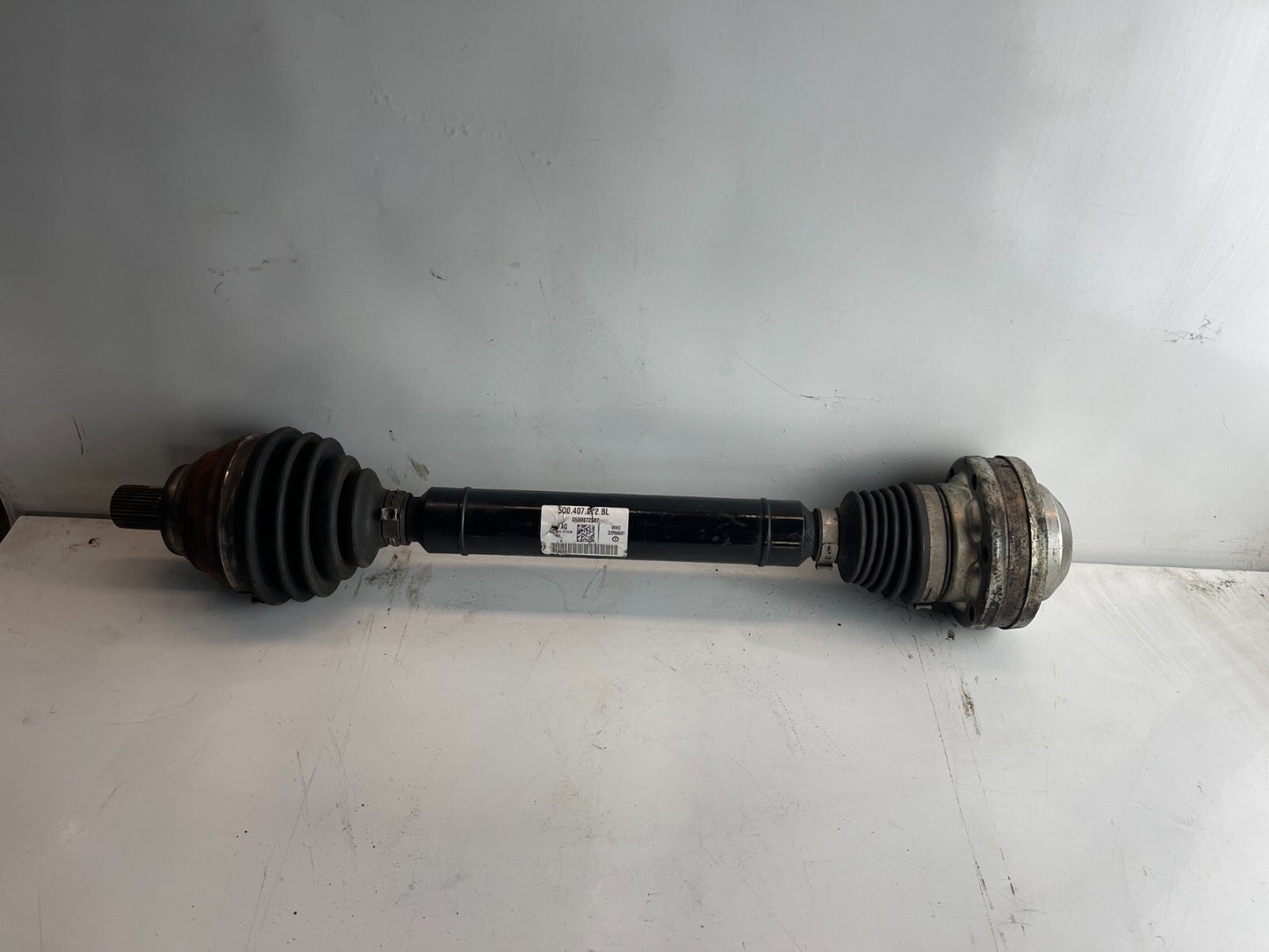 VWAG Front Left Driveshaft 5Q0407272BL