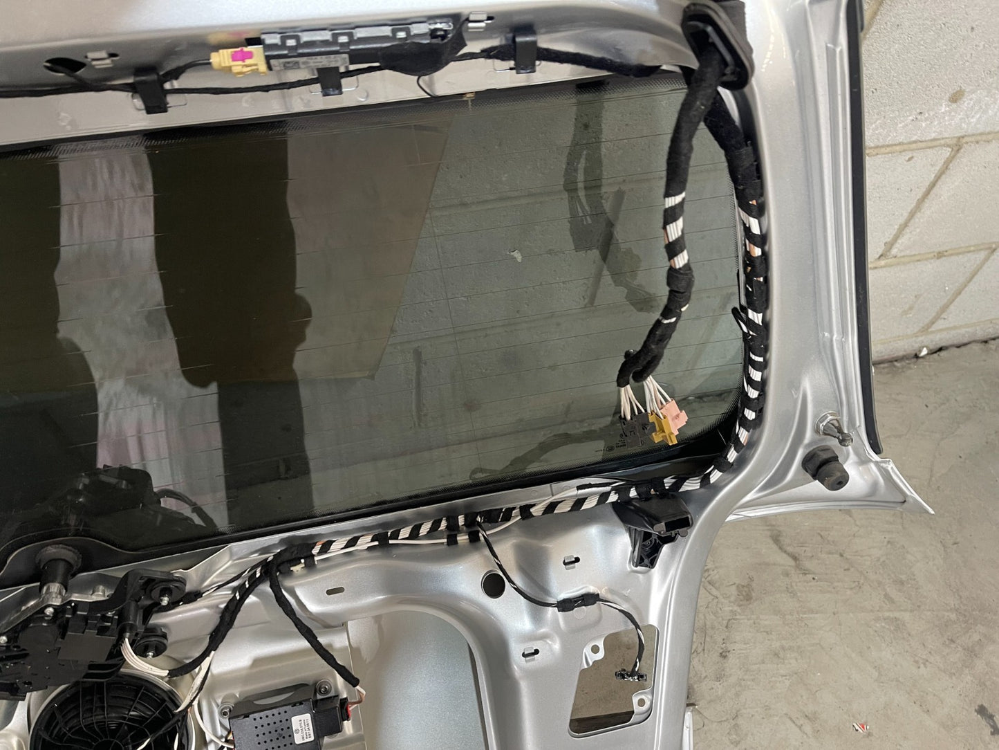 Volkswagen Golf MK6 Boot / Trunk In Silver *Freight Available*