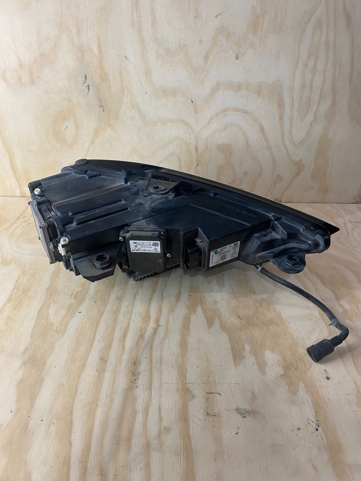 Audi A3 S3 RS3 8V Passenger LED HEADLIGHT COMPLETE WITH MODULES 8V0941033A