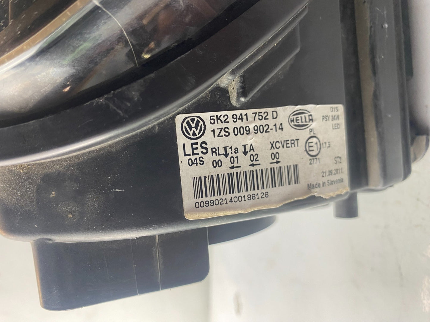 Volkswagen Golf MK6 2009-2013 Bi Xenon Driver Headlight 5K2941752D [No Modules]