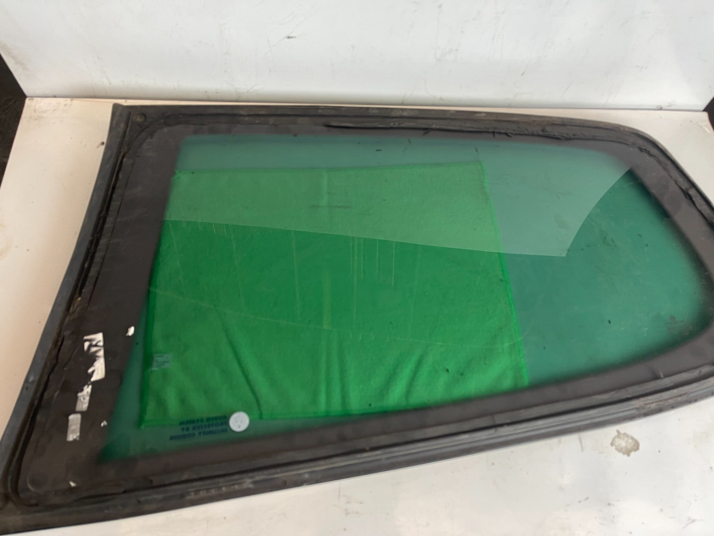 Volkswagen Golf MK6 2009-2013 2 DOOR Rear Right Quarter Window 5K6845042