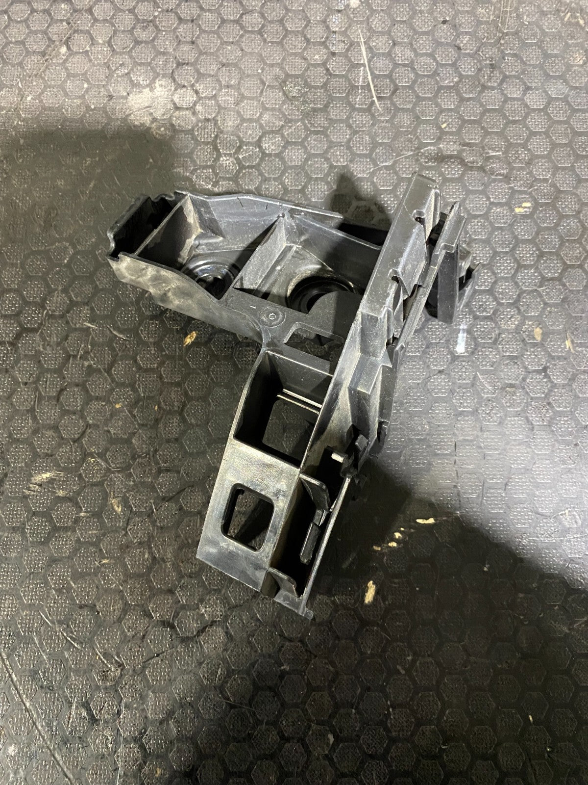 Volkswagen MK7 Rear Right Bumper Bracket 5G6807394A