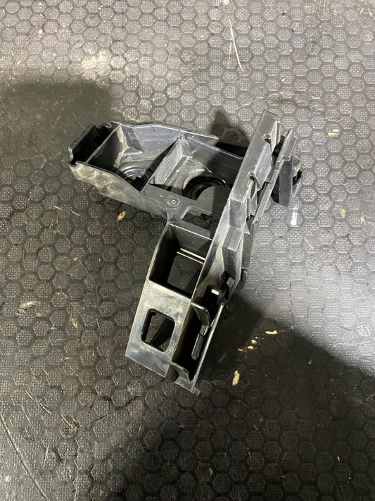 Volkswagen MK7 Rear Right Bumper Bracket 5G6807394A