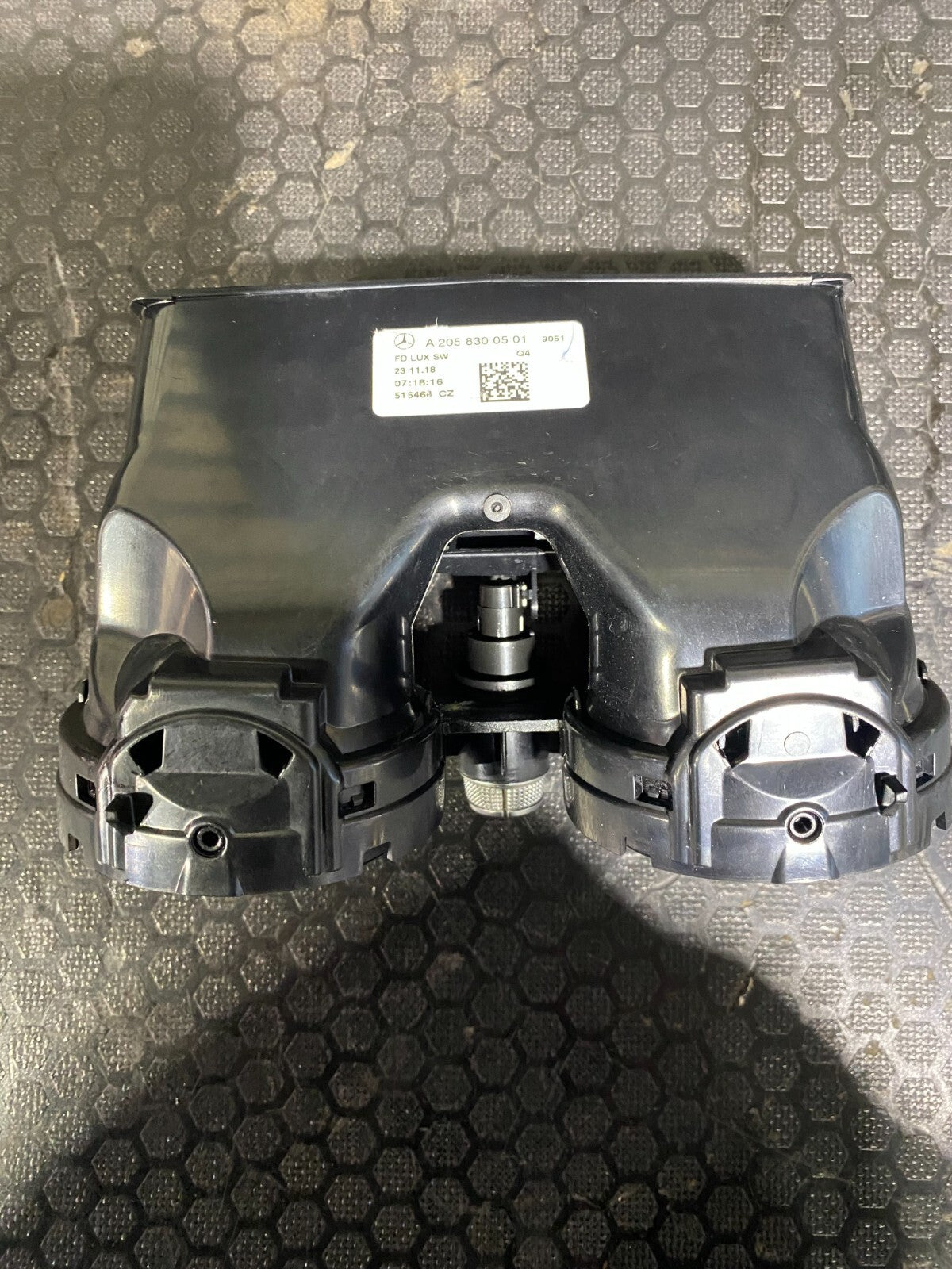 Mercedes-Benz C63s 2019-2021 Centre Console Rear Air Vent A2058300501