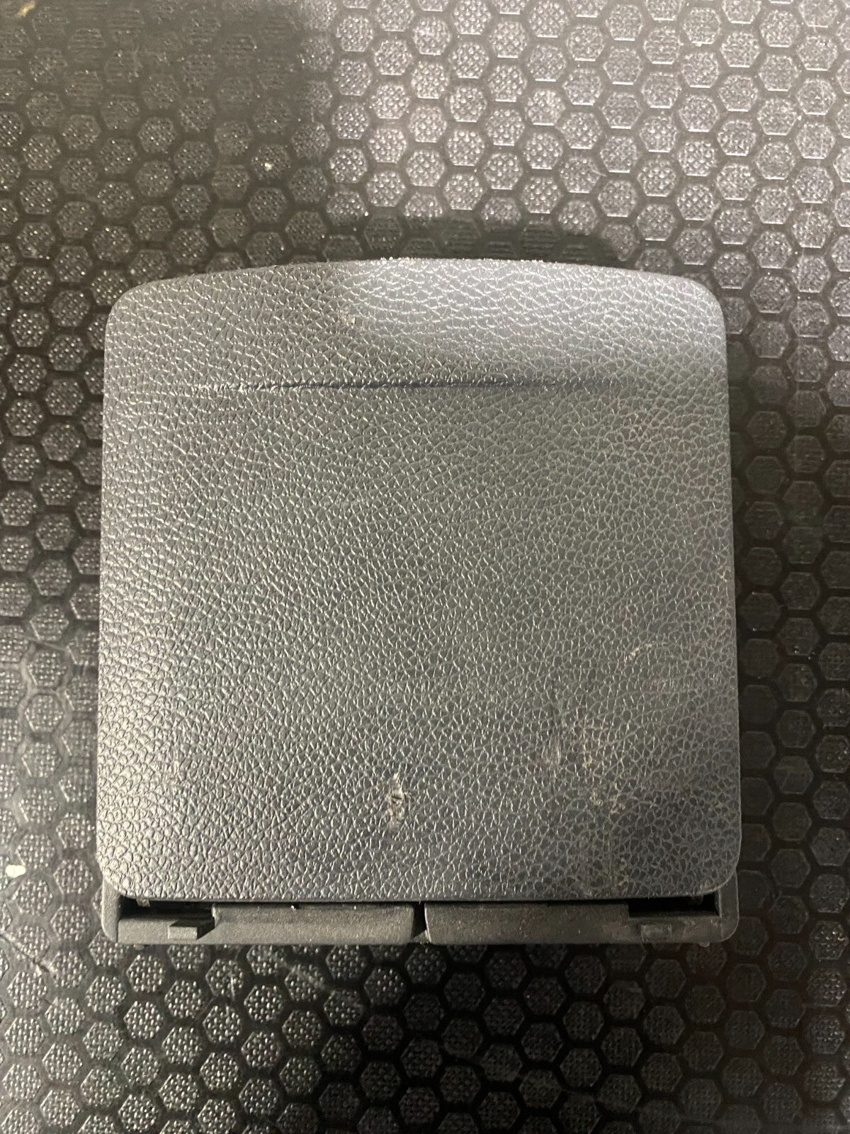 Volkswagen Golf MK5 MK6 Rear Cup Holder 1K0862532G