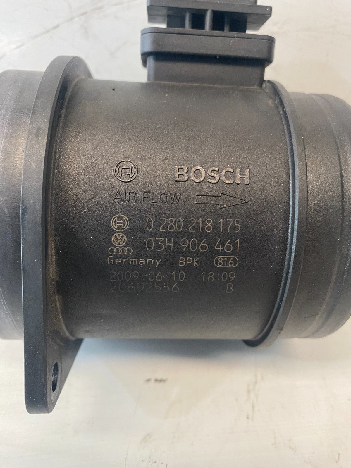 VWAG Mass Air Flow Sensor 03H906461 / 0280218175