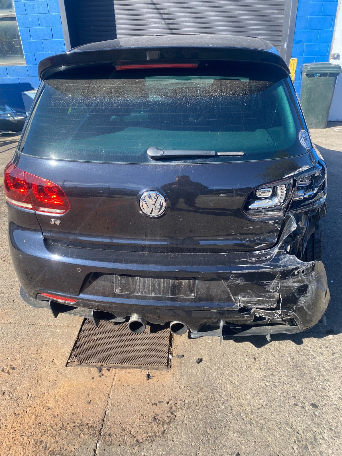 NOW WRECKING Volkswagen Golf R MK6 2011 In Black 242130KM